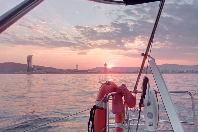 1h Refreshing Sailing Tour in Barcelona with Open Bar & Snacks - Open Bar, Snacks, and the Small Comforts That Make It Feel Worth It