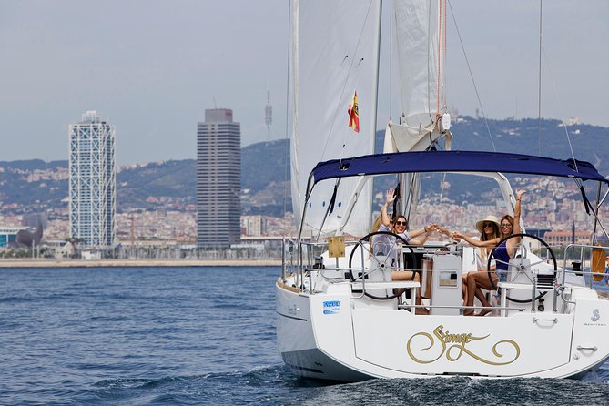1h Refreshing Sailing Tour in Barcelona with Open Bar & Snacks - Getting on Board at Port Olimpico (and Why the Start Matters)