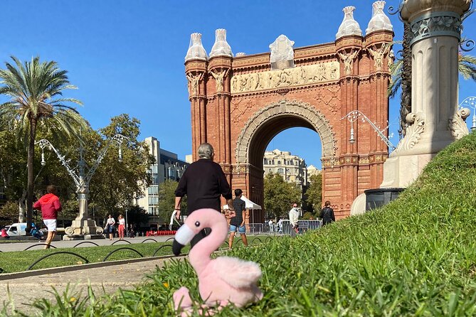 2-Hour Guided Walking Tour in Barcelona - Arc de Triomf Finale: The Way the Pieces Fit Together