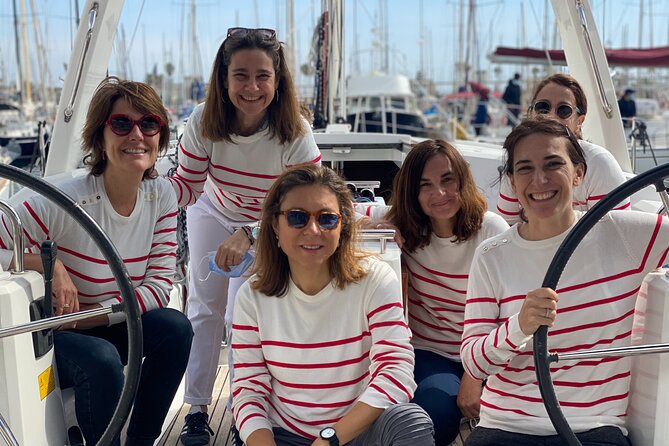 2-Hour Sailing Tour in Barcelona with Open Bar & Snacks - The swim stop: when it happens and how to be ready