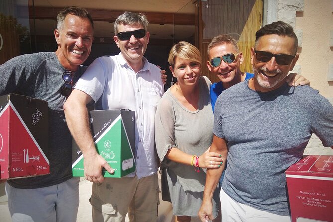 2 Wineries Small Group Tour with Free Hotel PickUp from Sitges - The Tasting Experience: Included Wine, Little Snacks, and How to Pace Yourself