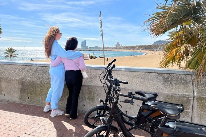 3 Hours Barcelona Guided Gaudi E-Bike Tour - Sagrada Familia stop: the iconic pause, with tickets to plan