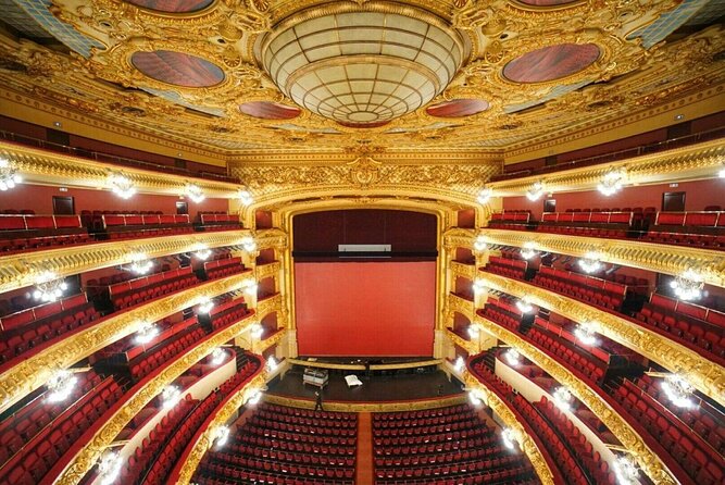 A Magical Evening in Barcelona: Private City Tour - Quick hits before you go