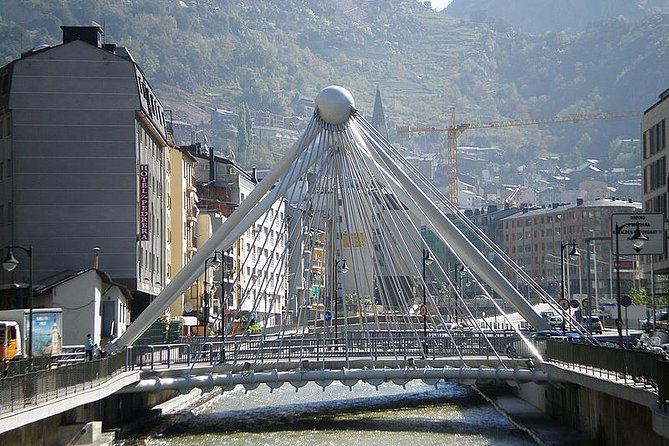 Andorra Private Tour from Barcelona with hotel pick up & drop off - Pyrenees viewpoints with a local guide: where explanations turn into better photos