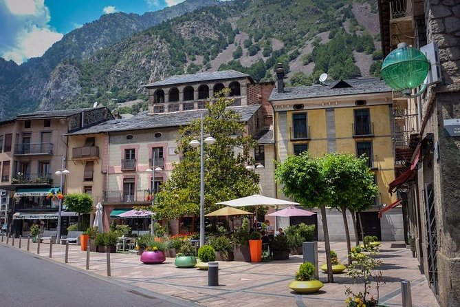 Andorra Private Tour: Sightseeing, Shopping & Traditional Lunch - Starting at 7:00 am: how the schedule works and how to prepare