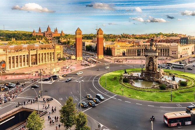 Arrival Transfer from Barcelona Airport BCN to Barcelona in Private Car/Van - Price and Value: What You Pay for (and What You Avoid)