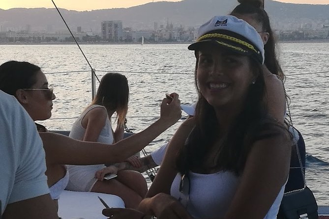 Authentic Barcelona Sailing Tour with Swim & Drinks - The Small-Group Advantage (and Why You’ll Actually Feel Like You’re on the Water)
