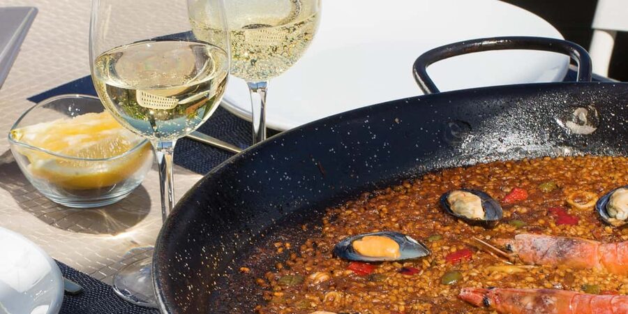 Authentic Premium Paella & Sangria in a Stunning Location - Timing, Small Details, and Language Support