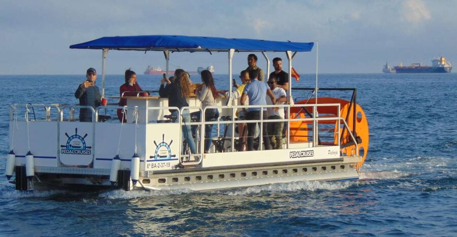 Barcelona: 1.5-Hour Private Scenic Pedal Boat Tour - Small details that make the difference