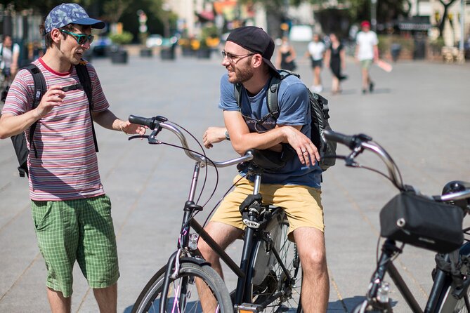 Barcelona: 2/4/8 hours or 1 day bike rental - Getting out of the city toward quieter beach time