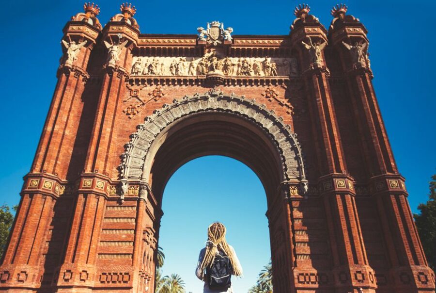Barcelona: 2-Hour Private City Highlights Kickstart Tour - Who should book this tour, and who might skip it