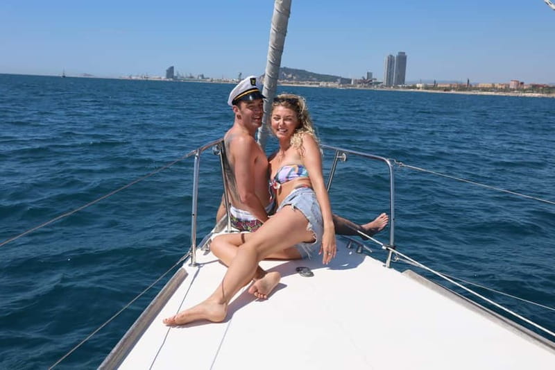 Barcelona 2h private sailing tour with local Skipper - The swim stop: how refreshing it is and what to bring