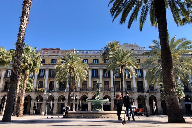 Barcelona 3-hour Bike or E-Bike Tour: Gaudí By Bike - Ciutadella Park break, then Casa Calvet to round out the Gaudí story