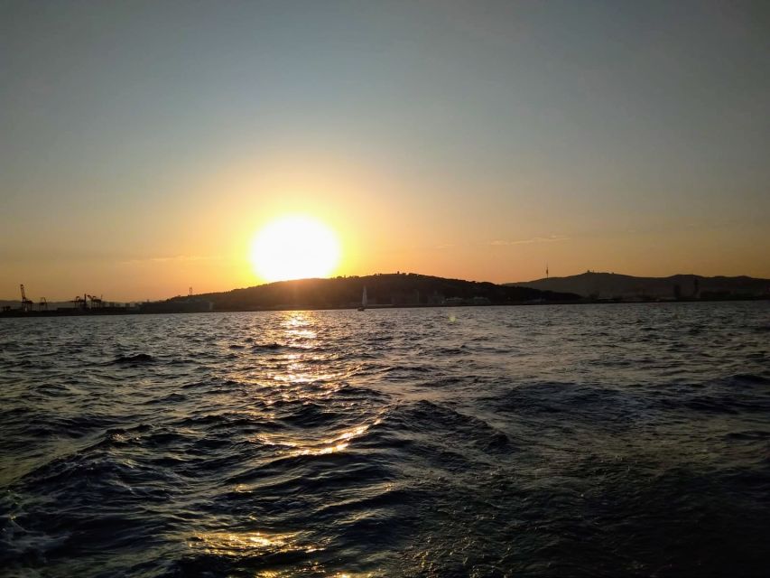 Barcelona 3-Hour Private Sunset Sailing Experience - Getting Started at Port Olimpic, Including the 10-Minute Safety Briefing