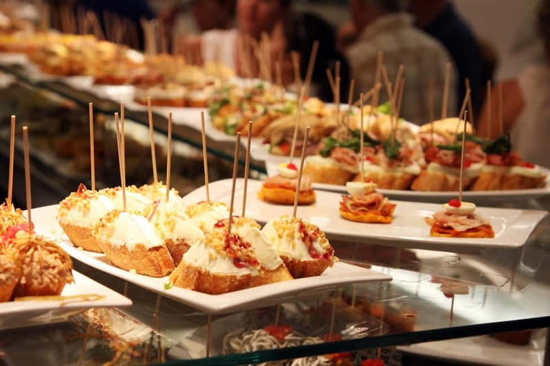 Barcelona: 3-Hour Sips, Sites & Bites Food & History Tour - Who This Tour Suits Best (And Who Should Skip)