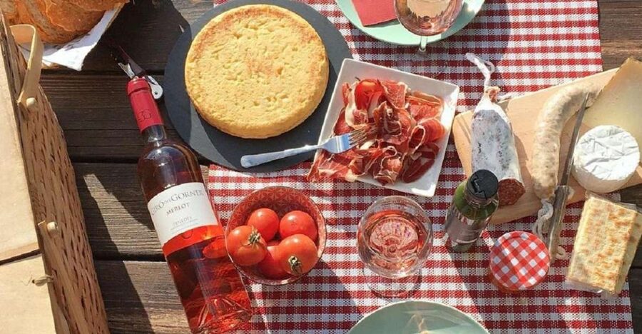 Barcelona: 3 Penedes Wineries with Hotel Pick-up and Lunch - Why This Penedes Cava Tour Feels Personal, Not Performative