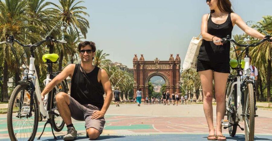 Barcelona: 4-Hour E-Bike Photography Tour - The route logic: Modernism, Roman Barcelona, beaches, and more