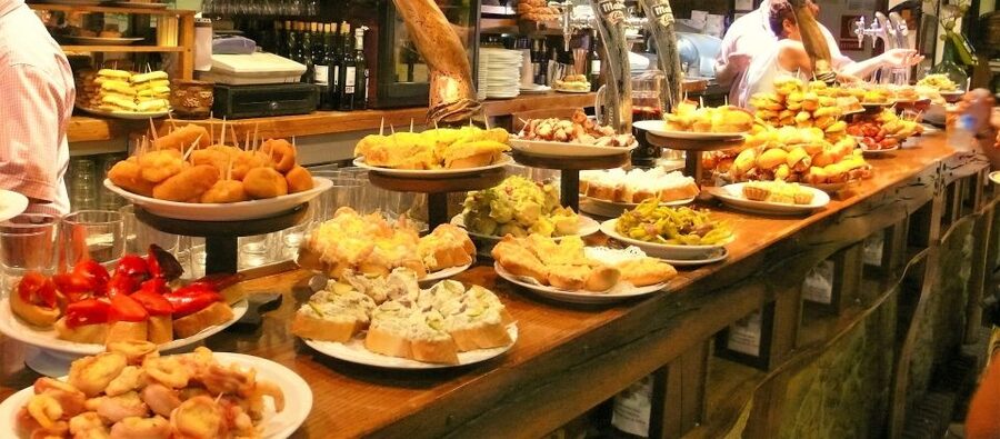 Barcelona: 4-Hour Private Market & Foodie Tour - Key things that make this tour worth your time