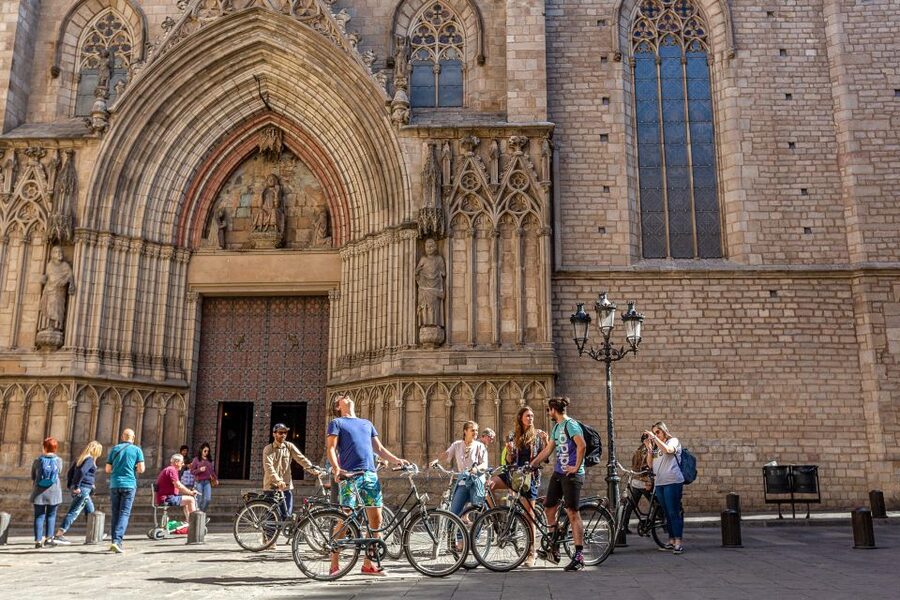 Barcelona: 4-Hour Small Group Bike Tour - Finding the Meeting Point in the Olympic Port Without Losing Time