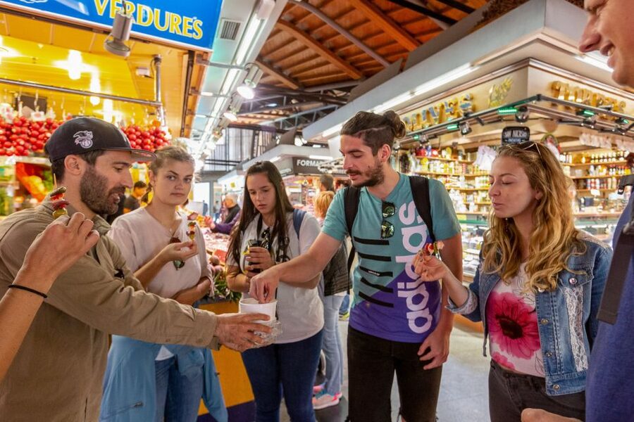 Barcelona: 4-Hour Small Group Bike Tour - Max 8 People Plus a Real Local Guide Keeps It Personal