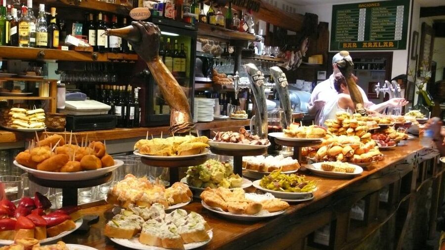 Barcelona: 4-Hour Tapas Evening Tour and Flamenco Show - Price and value: is $65 a fair deal?