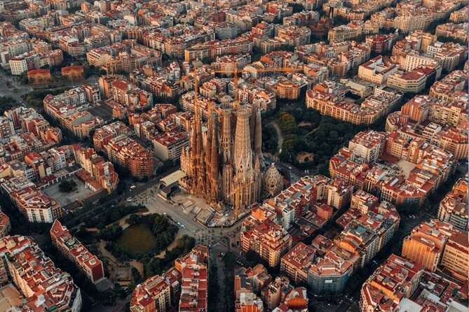 Barcelona Airport (BCN) Private Transfer to Barcelona City/Hotels - BCN Private Transfer in Plain English, What You Actually Get