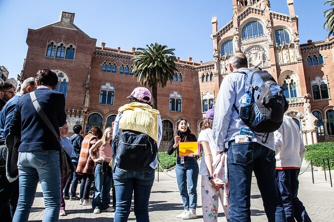 Barcelona Architecture Walking Tour With Casa Batlló Upgrade - Casa Lleó i Morera, finishing at one of the most preserved classics