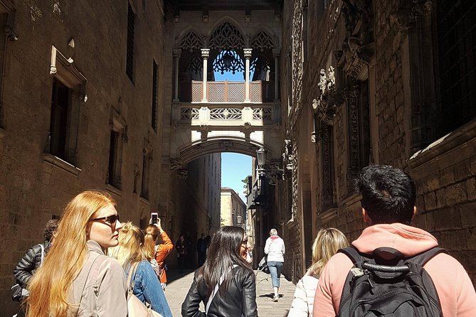 Barcelona Art and Tapas Small Group Walking Tour with Picasso Museum - MUHBA Temple d’August: a Roman jolt inside a tiny courtyard
