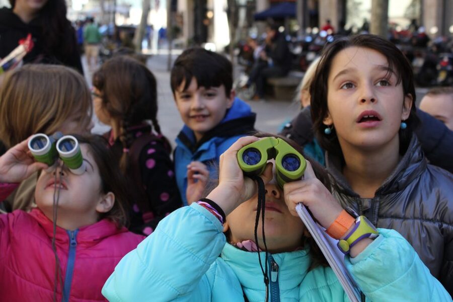 Barcelona: Barrio Gótico Dragon Tour for Families - Who should book this dragon tour, and who might want a different plan