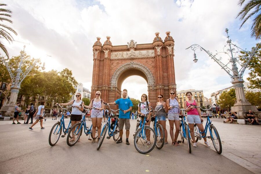 Barcelona Beach 3-Hour Bike Tour - Starting point at Marquesa Street, Born Quarter, and why timing matters