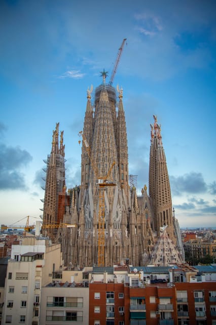 Barcelona: Best of Sagrada Familia Private Tour - Private Entry At Sagrada Familia, Without Waiting