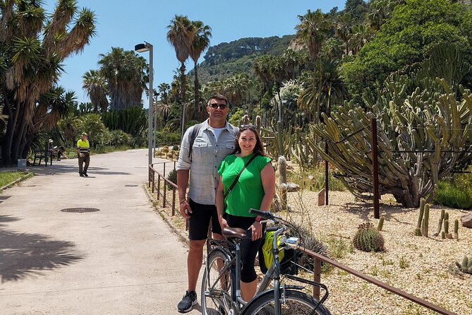 Barcelona Bike And Food Experience - El Raval on two wheels and on foot: artists, hospitals, and skate culture