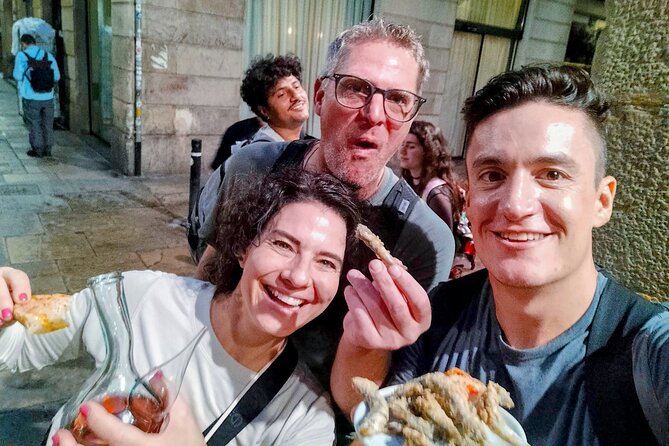 Barcelona Bike And Food Experience - Barceloneta finish: paella and sangria by the sea