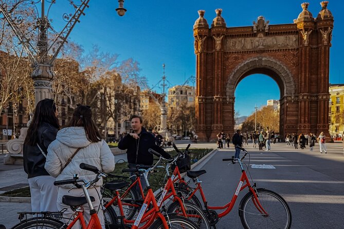 Barcelona: Bike or eBike Tour, Top Sights & Local Insights - The Sagrada Familia photo stop, plus La Monumental