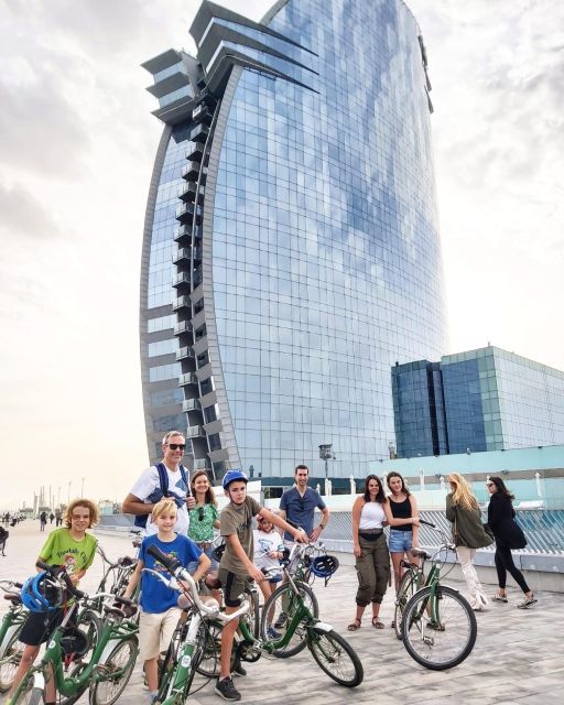 Barcelona: Bike Tour for Families - Getting set up at Plaça George Orwell (and why the first 15 minutes matter)