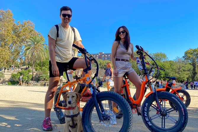Barcelona bike tour with French guide 20-ТOP, bike/eBike - From Arc de Triomf to Parc de la Ciutadella, Barcelona turns green