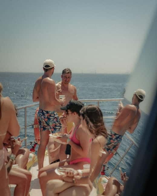 Barcelona: Brunch Boat Party with Drinks and DJ - Before You Go: Simple Tips That Make the Day Smoother