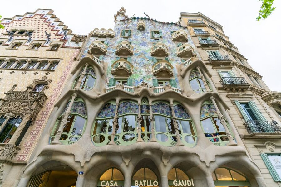 Barcelona: Casa Batlló Be The First Entry Ticket - The house walkthrough: why Casa Batlló clicks when you can move slowly