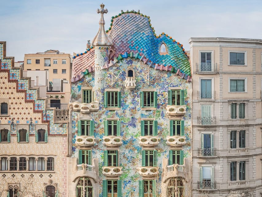 Barcelona: Casa Batlló, Casa Milà & Casa Vicens Guided Tour - Why these three Gaudí houses work as a single tour