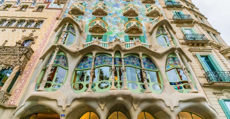 Barcelona: Casa Batlló Entry with Self-Audioguide Tour - Key highlights I’d plan around