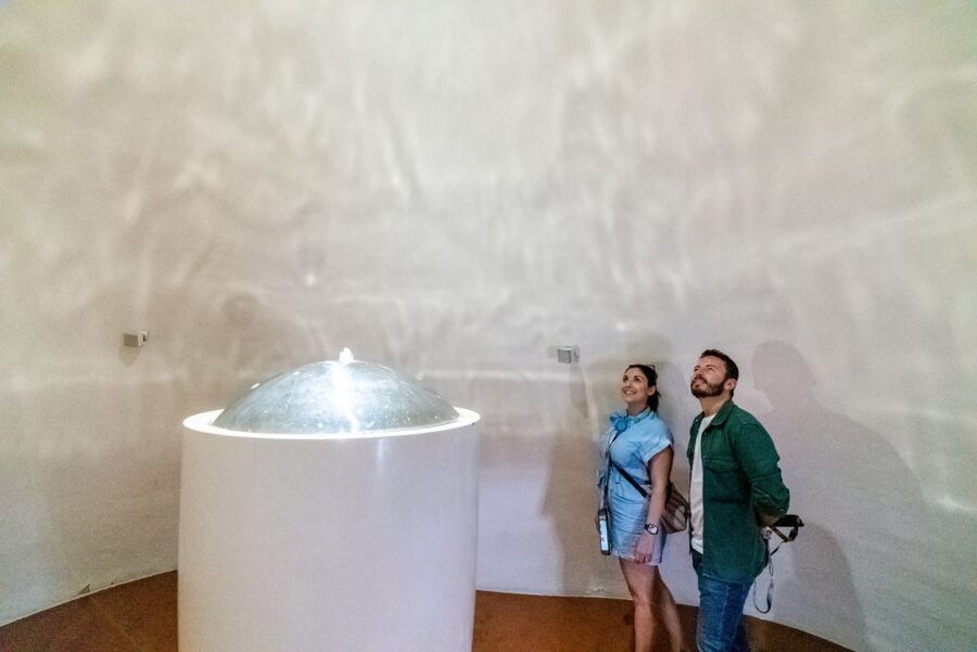 Barcelona: Casa Batlló Entry with Self-Audioguide Tour - The House’s Big Design Flex: Kengo Kuma and the 13-Ton Ladder Moment