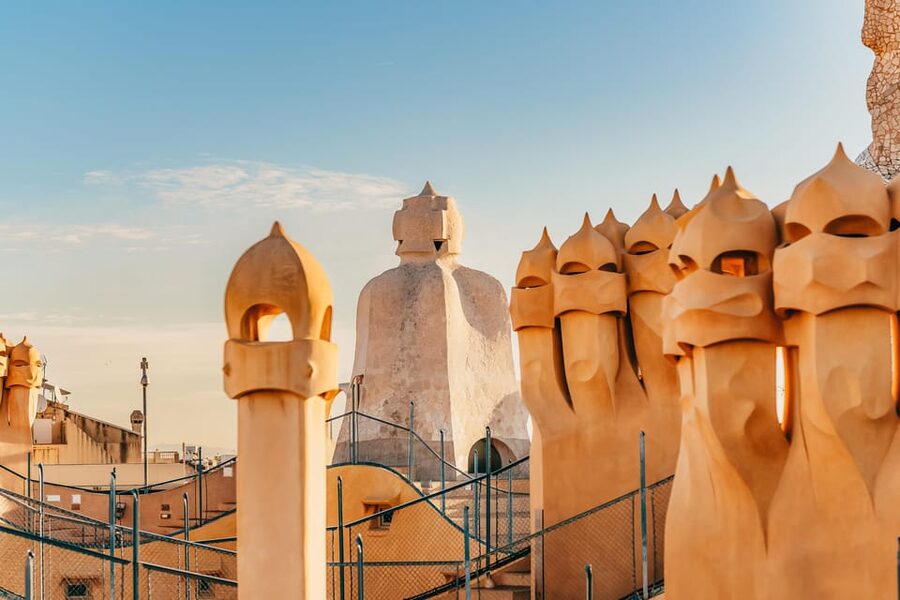 Barcelona: Casa Milà Early-Morning Access Guided Tour - Restricted access: what you get beyond a standard walkthrough