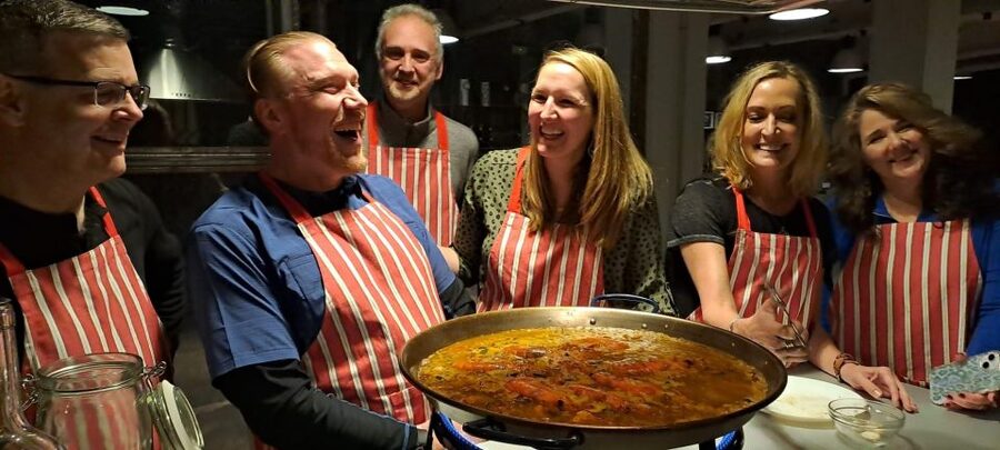Barcelona: Catalan Paella Cooking Class - How 2.5 hours of cooking lessons actually play out