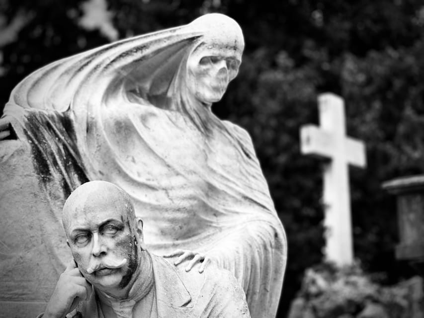 Barcelona: Cemetery Tour - Gothic Graves & Local History - Meeting Portal de Santa Madrona and Getting There Without Stress