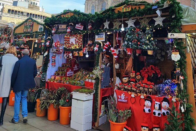 Barcelona Christmas Walking Tour - Fira de Santa Llúcia: the oldest Christmas market and what to do there