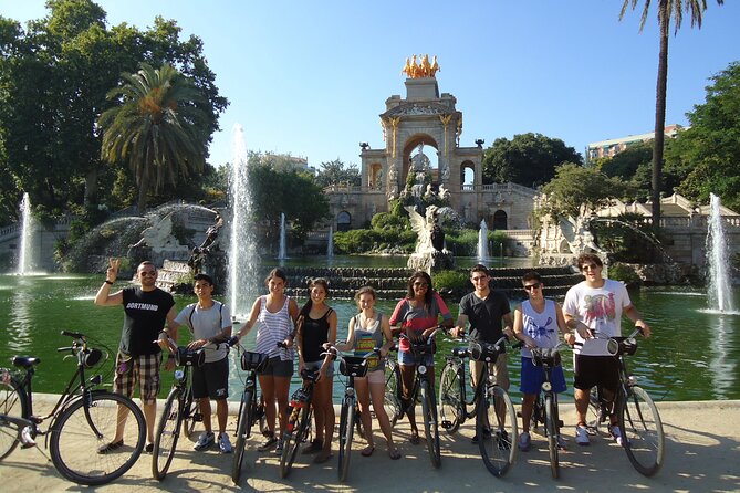 Barcelona City Highlights Bike Tour - La Rambla area and Raval: Columbus, the giant cat, and MACBA
