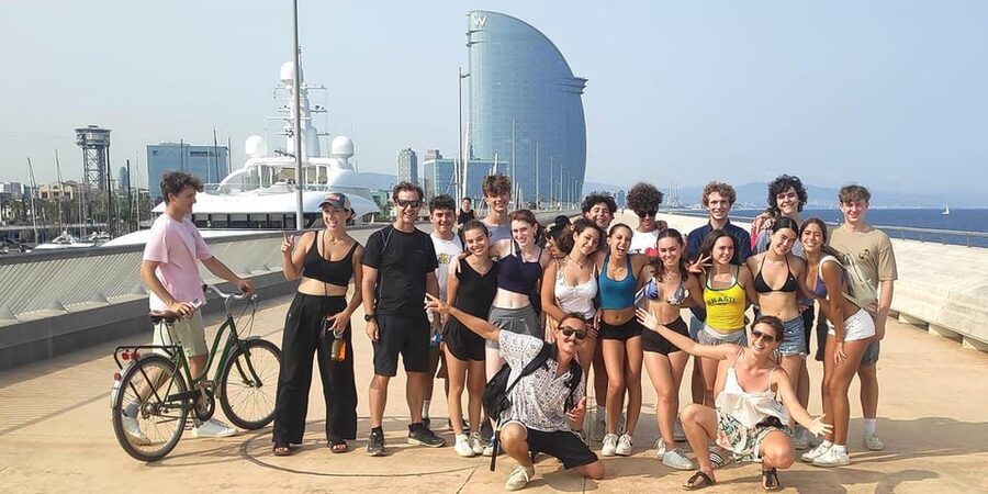 Barcelona: City Highlights Bike Tour with Locals - Palau de la Música Catalana: modernism at street level