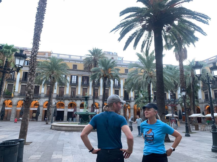 Barcelona: City Highlights Guided Running Tour - Gaudí hits without over-scheduling: Casa Batlló and Casa Milà