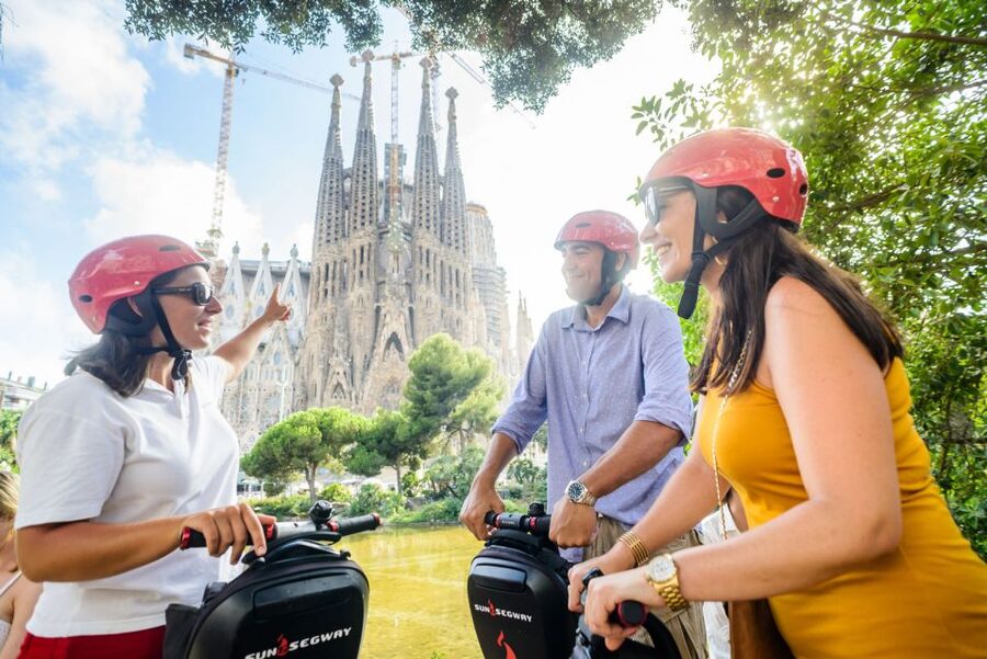 Barcelona: City Highlights Segway Tour - Olympic Port, La Barceloneta, and the sea-level Barcelona