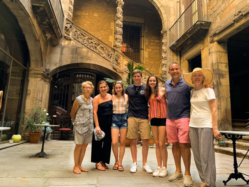 Barcelona: City Tour & Flamenco Show with Wine & Tapas - Included drinks and food, translated into real value